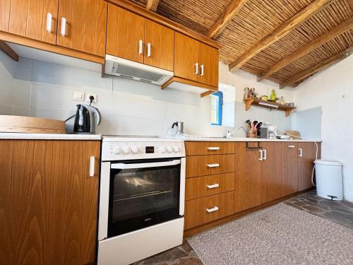 Happynest Leni, Stone House in Livadi (Tiros)