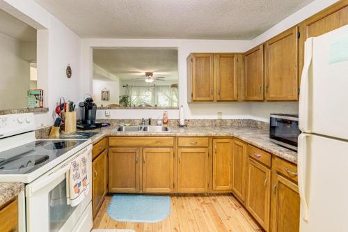 Bryson City Cottage with Hot Tub and Waterfall Views! - image 6