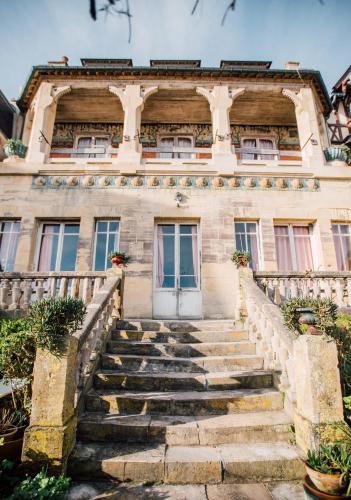 Зовнішній вигляд готелю, La Villa Louis, maison d'hôtes, vue mer (La Villa Louis, maison d'hotes, vue mer) in Ліон-сюр-Мер
