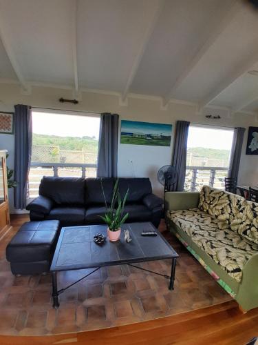 Ravuka Beachouse in Cuvu