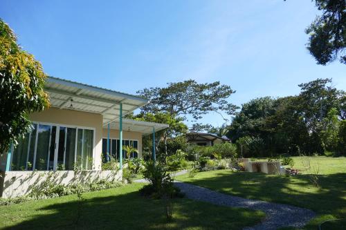 . Casitas Vista Verde