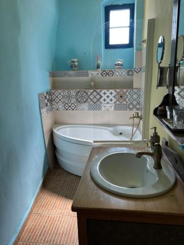 Casa Saseasca 4