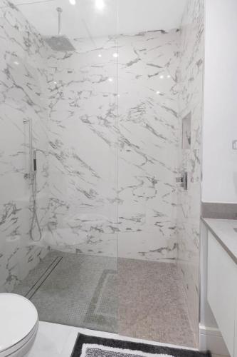 Cable Beach condo with ocean views - image 2