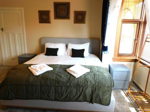 Spacious 3 Bed Family Friendly Home with Garden & Parking Sleeps 6 & Baby Near Glasgow City, Glasgow (Foto 6)