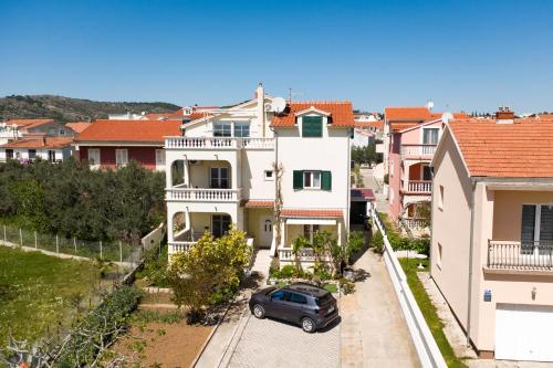 Apartments with a parking space Vodice - 16543 - main image