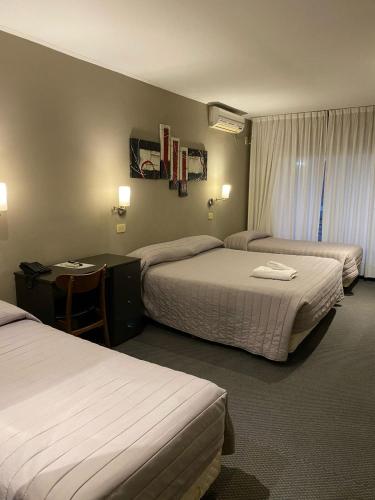 Quadruple Room image 7