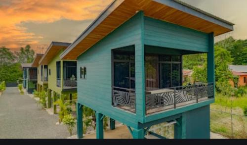 Refugio Turquesa-Luxury King Suite with Private Jacuzzi Balcony-5 min to La Fortuna, Fortuna (photo 7)