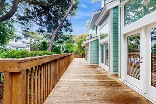 Ocean Glen 12