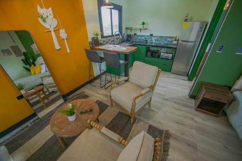 Refugio Verdanza-Luxury King Suite with Private Jacuzzi Balcony-5 min to La Fortuna, Fortuna (photo 6)