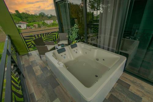 One-Bedroom Villa image 6