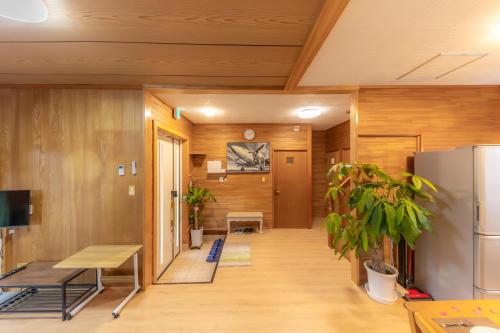 Facilities, SUNSETCHURAー海が見える宿ーA relaxing moment in Kadena