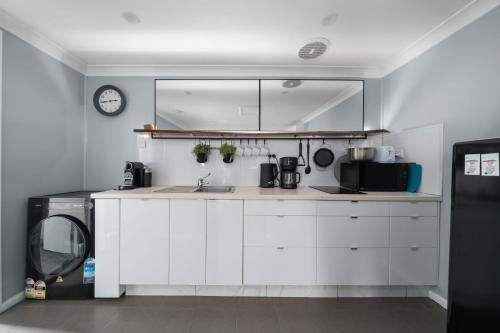 Neat & Tidy Studio with Firepit near Bathurst CBD, Bathurst (fotografie 7)