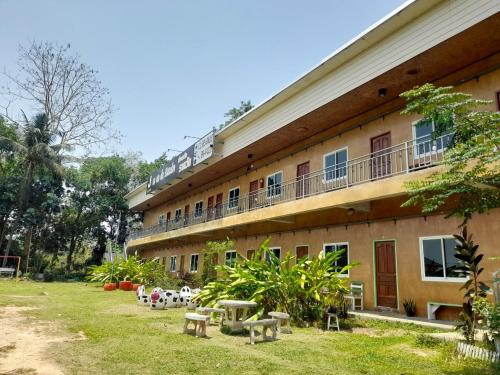 팡 Jayzada Fang Resort เจซาด้า รีสอร์ท 호텔 레스토랑