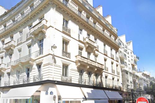 Magnificent Flat - 2BR/6P - Champs Elysées Paris