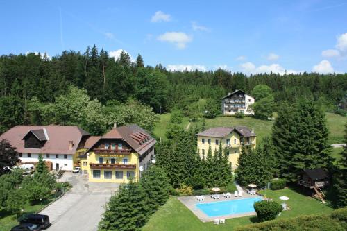 HOTEL Jerolitsch - Accommodation - Krumpendorf am Wörthersee