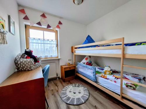 1 queen bed, 1 bunk bed