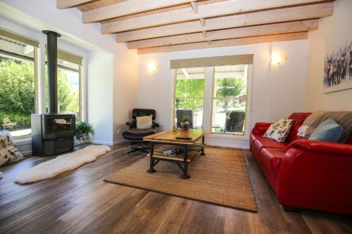 Abby's Cottage - Cosy couples retreat in Wandiligong