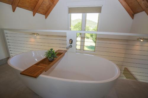 Abby's Cottage - Cosy couples retreat in Wandiligong
