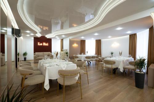 Restaurant, Hotel Palace Ukraine in Nikolaev