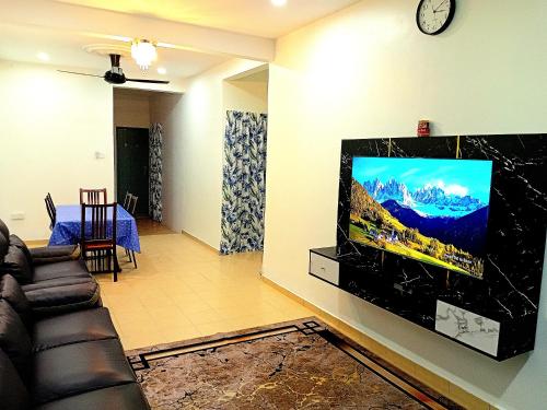 Nafisah Homestay Jasin Town Melaka [3BR / Unifi / Netflix / Fully Aircond] - 3 bedrooms in Jasin