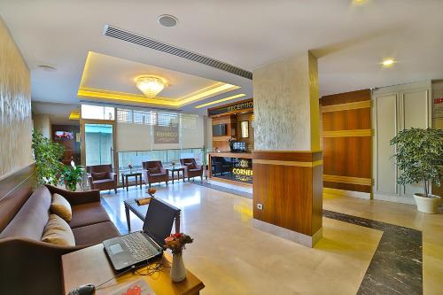 Corner Hotel Laleli - image 13