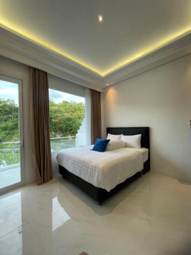 Nyawang Lintang Villa in Kemadang