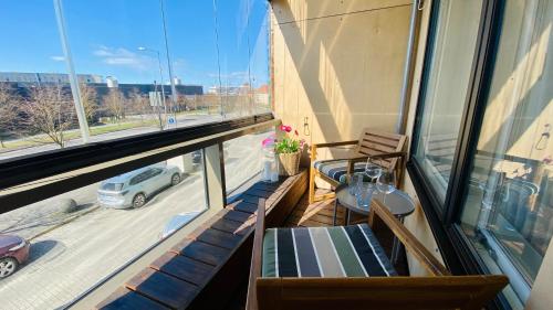 Lootsi Haven - Modern City Apartment with Free Parking, Tallin (foto 7)