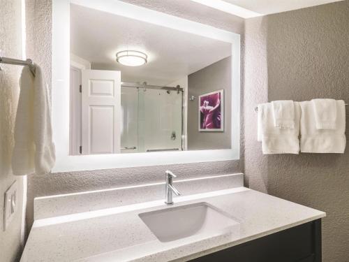 La Quinta by Wyndham Austin Airport - image 9