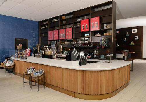 Hyatt Place Pena Station/Denver Airport