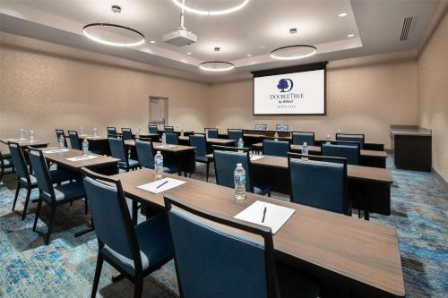 DoubleTree by Hilton Sioux City - 회의실/연회장