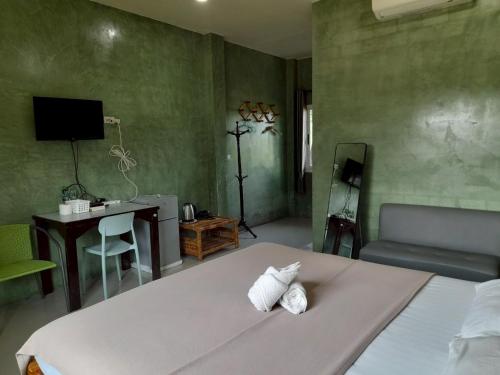 팡 Jayzada Fang Resort เจซาด้า รีสอร์ท 호텔 스위트룸