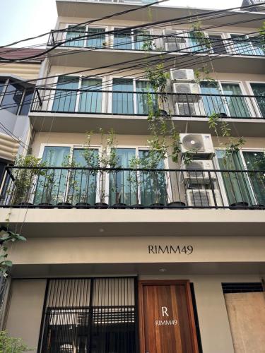 Rimm49 – Bangkok, NY