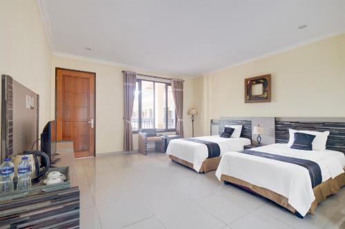 Superior Twin Room image 1