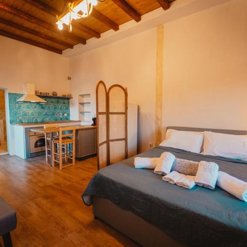 Kythera secrets suites