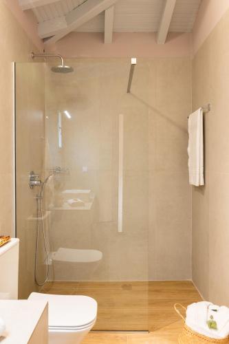 Suite with Private Pool image 5