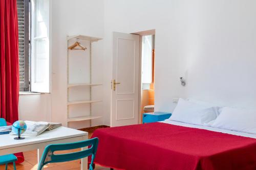 Triple Room with Private Bathroom image 5