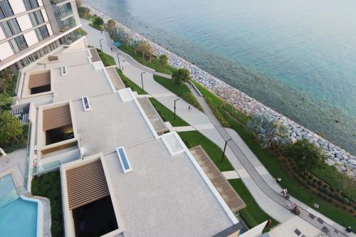 Livbnb-Upgraded 2BR plus Maid's Room with Sea View, Dubai (Foto 9)