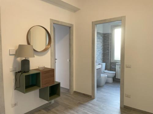 Moderno 85mq con 2 bagni e posto auto nel cortile interno, Roma (foto 4)