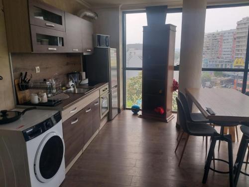 Apartment panorama center Varna 3