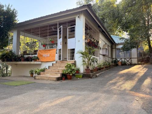 Exterior view, Cozyo Stays Boutique Home Umiam in Umsning