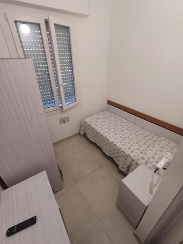 1 twin bed