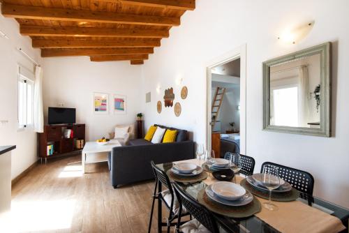HOUSE-style apartament with private garden next to TORREMOLINOS BEACHES, Málaga (photo 4)
