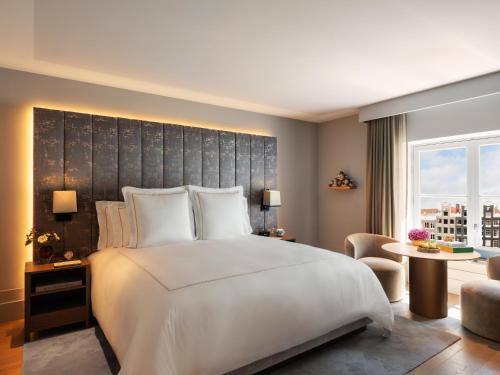 room detail thumbnail 0