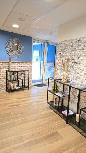 Лоби, Résidence du Parc Vanves - Rooftop & Climatisation (Residence du Parc Vanves - Rooftop & Climatisation) in Vanves