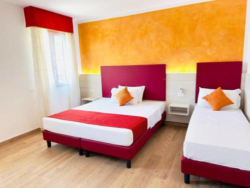Triple Room with Bathroom image 7