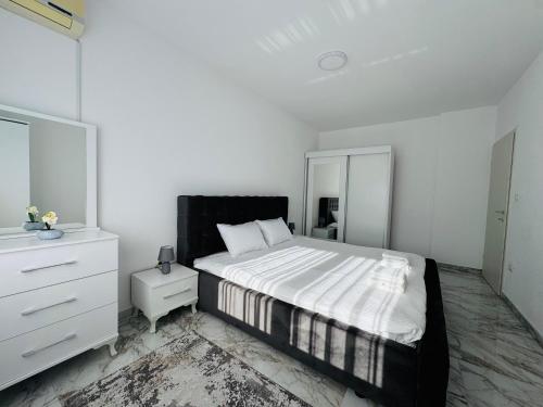 Rajas Apartment in ลายา เอ เร
