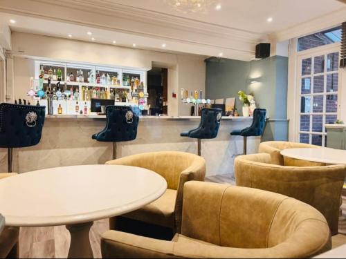 Thomas Arms Hotel - image 7