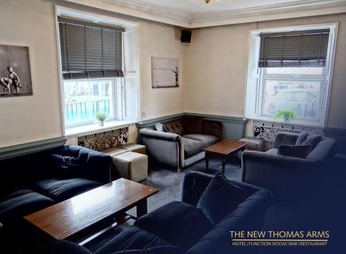 Thomas Arms Hotel - image 9