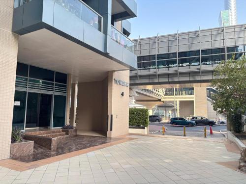 Dubai Marina Luxury 2BR with Pool, Gym & Near JBR Beach, Metro, Dubaj (fotografie 10)