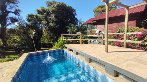 Chalé Torre - hospedagem para empresas (Chale Torre - hospedagem para empresas) in กราวาไต